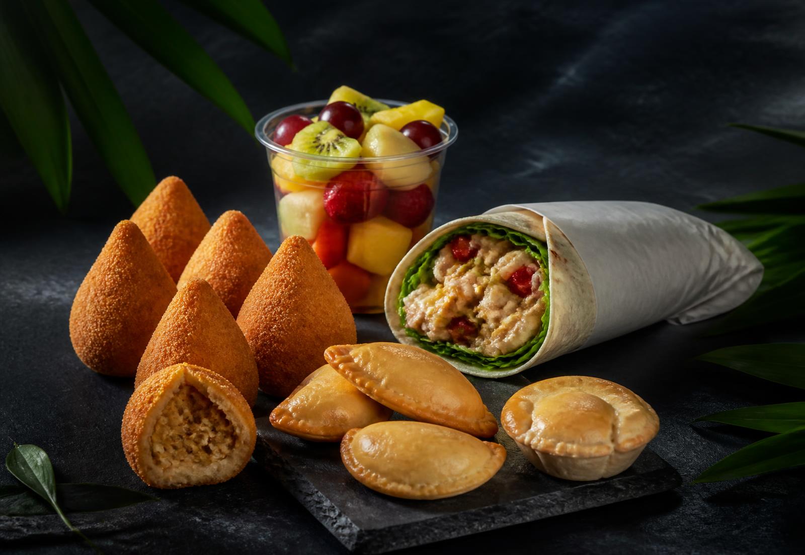 Salgados congelados, lanche natural e salada de frutas da Vitrine Sabor Fit